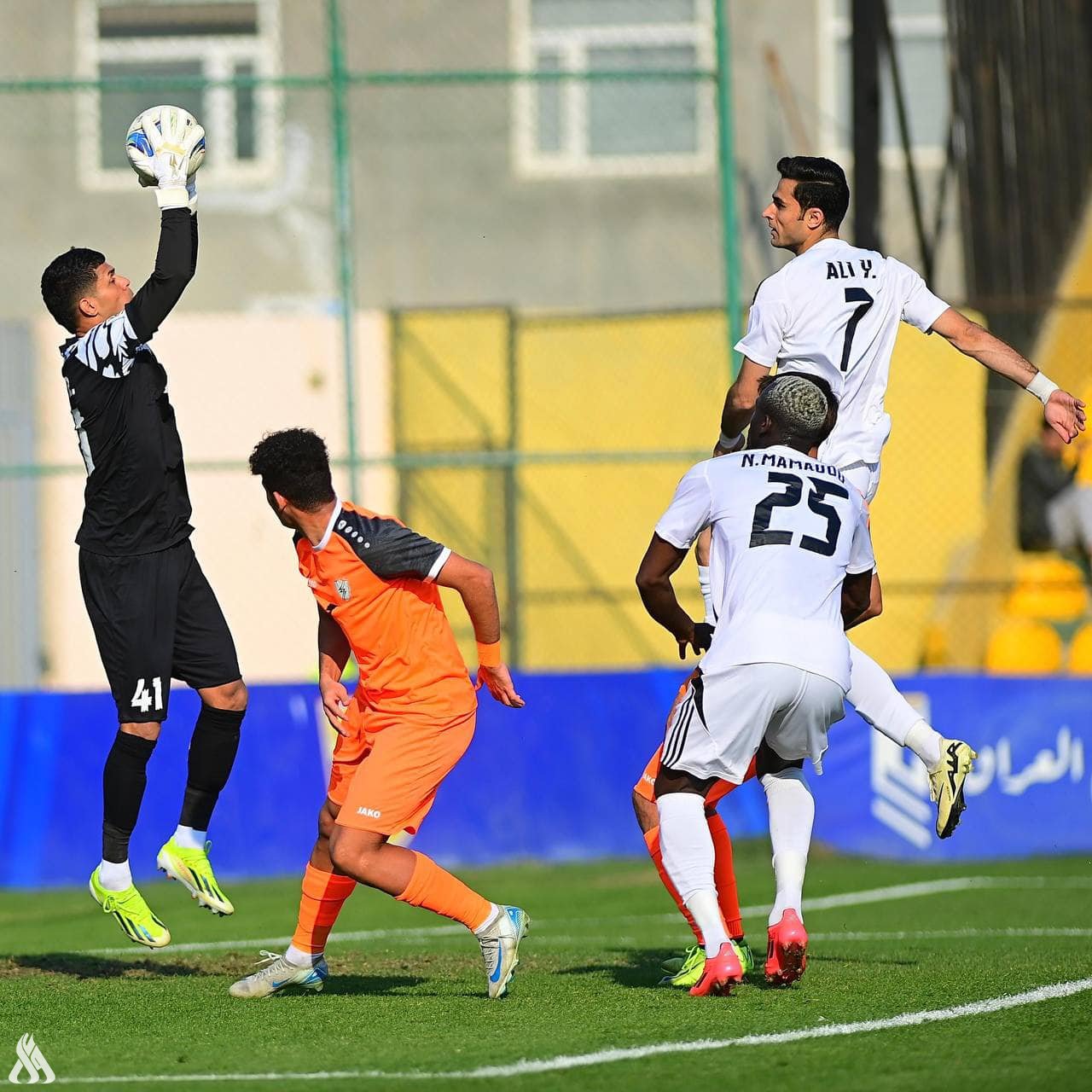 الزوراء يحقق انتصاراً مثيراً على الكهرباء في دوري النجوم العراقي