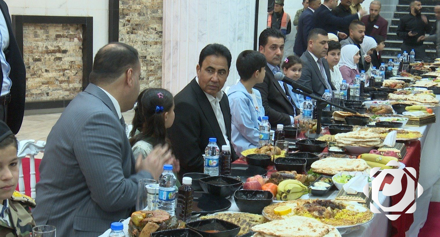مأدبة إفطار للأيتام في نينوى بدعم من رئيس الوزراء