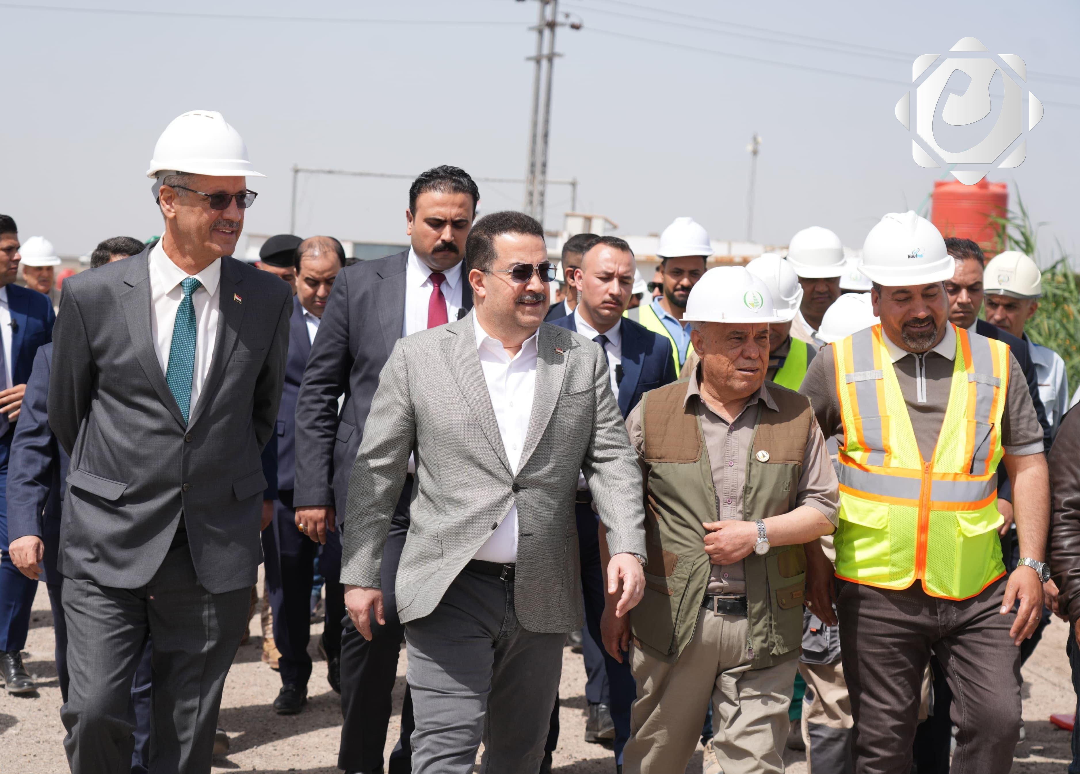 رئيس الوزراء يزور موقع مشروع أنبوب الغاز بين المحمودية وبسماية