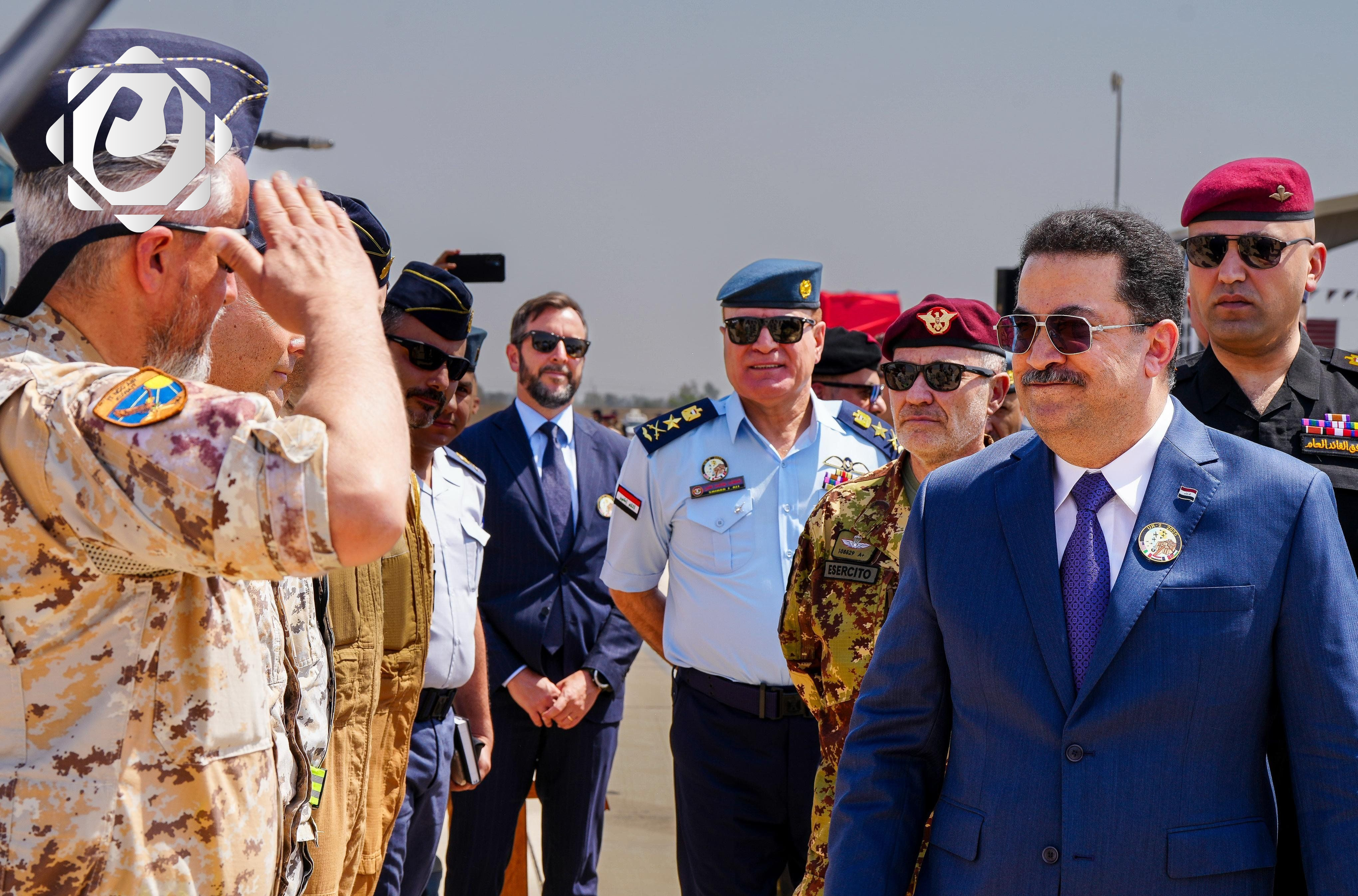 رئيس الوزراء يؤكد على أولوية مصلحة العراق في تعزيز القوة الجوية