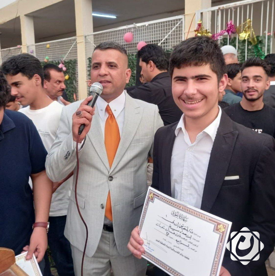 ثانوية المتفوقين الأولى تحتفل بإعفاء 456 طالباً من الامتحانات النهائية
