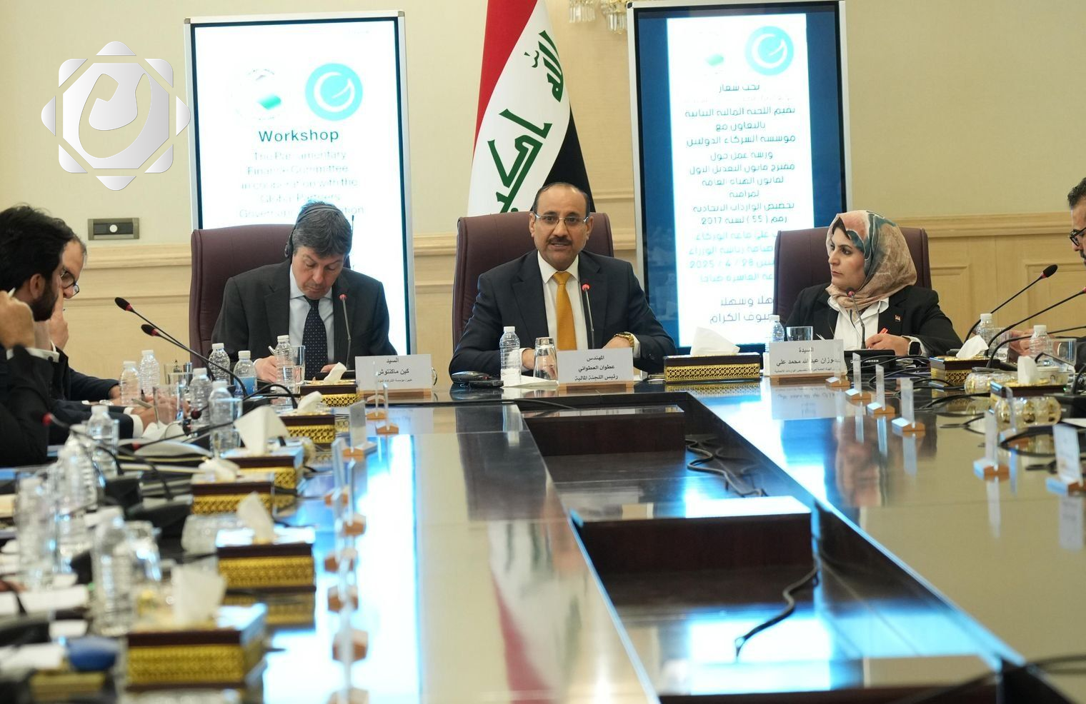العطواني: ضرورة البحث عن مصادر إيرادية بديلة لمواجهة تقلبات أسعار النفط