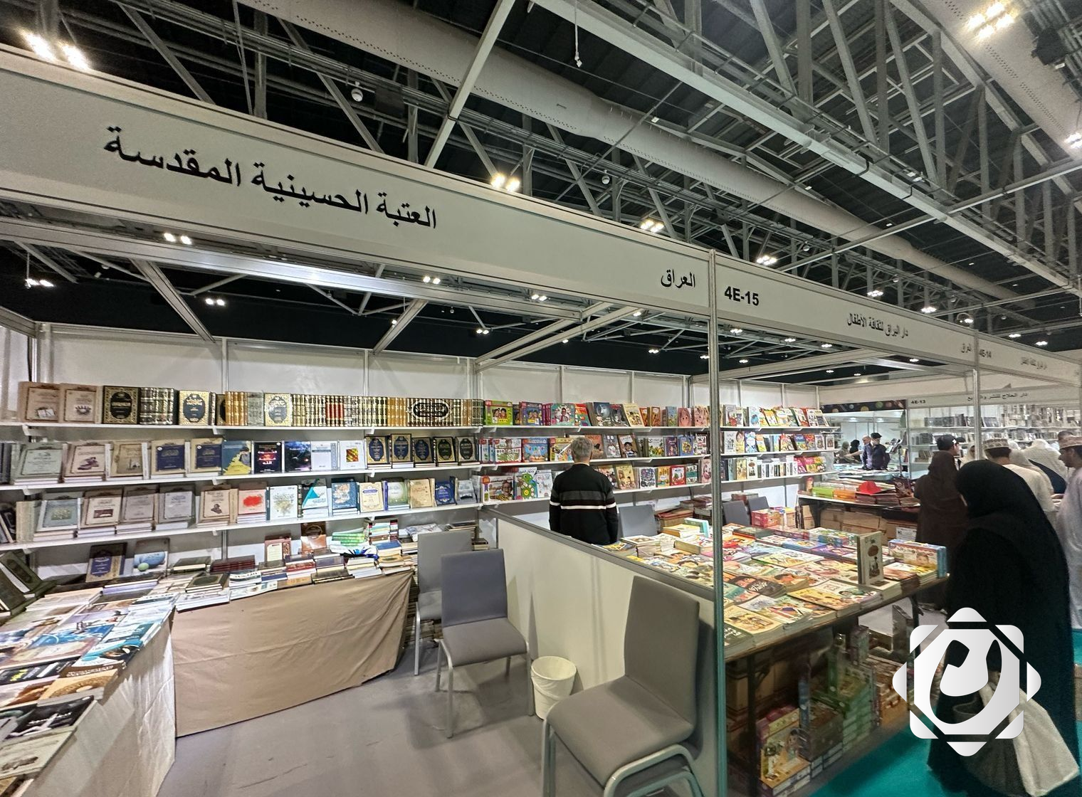 جناح العراق يشعل الأجواء في معرض مسقط الدولي للكتاب 2025