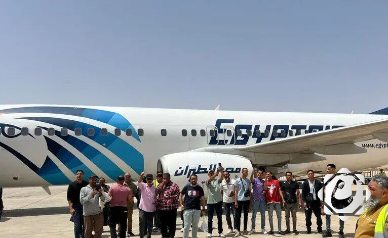 مصر تُعيد 71 مواطناً من ليبيا في ظل التوترات الأمنية