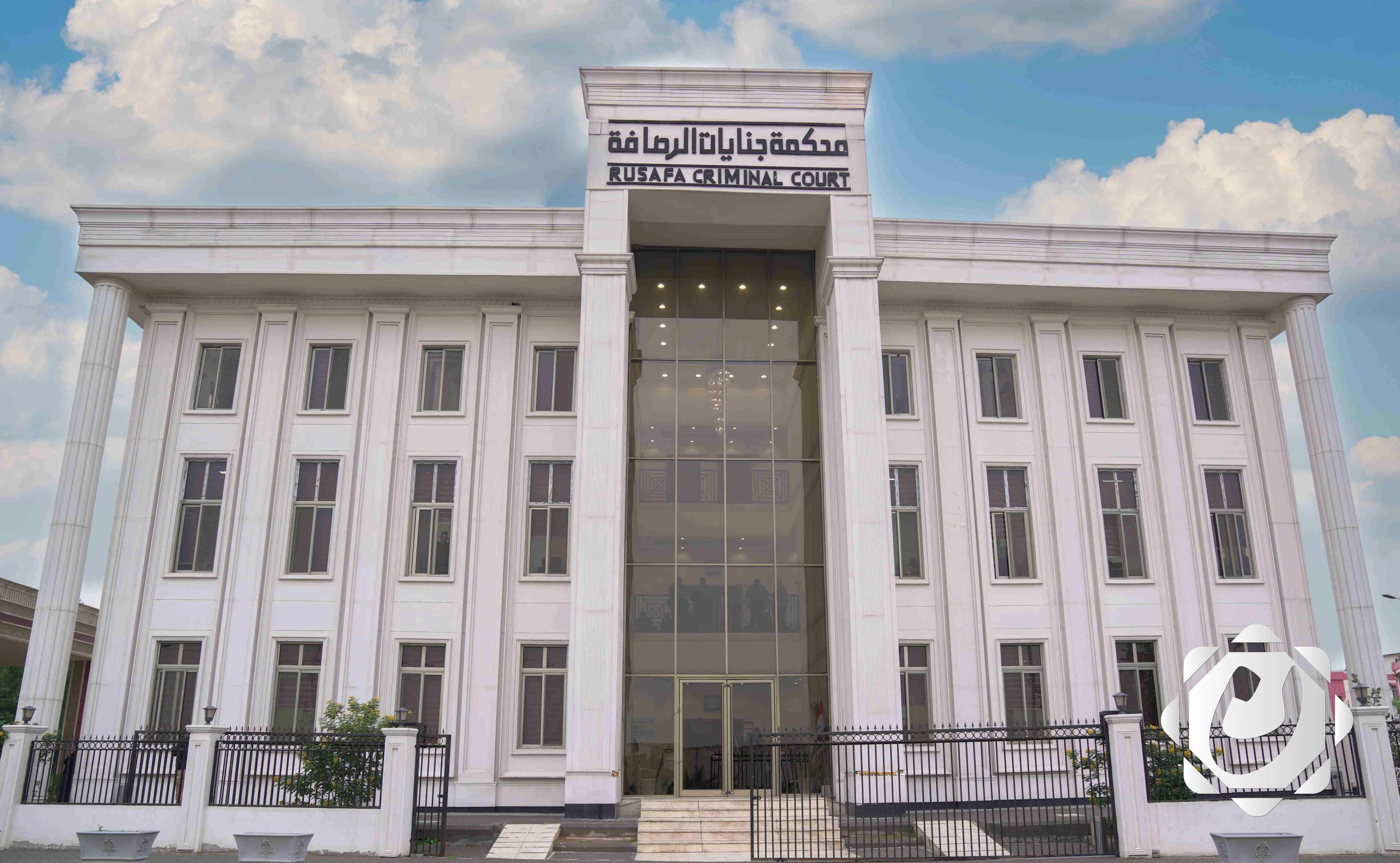 السجن 6 سنوات لمتهم بابتزاز فتاة في الرصافة