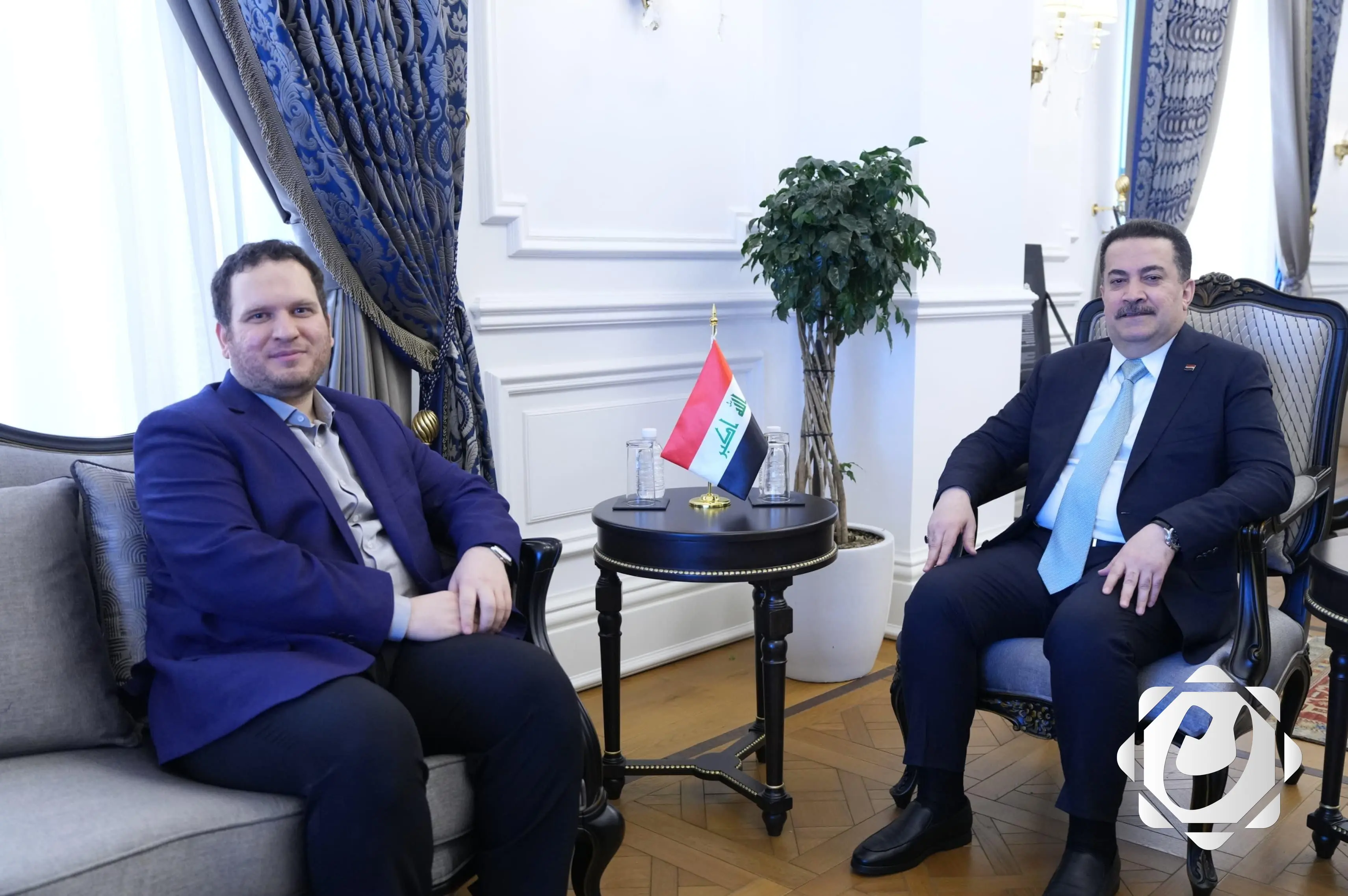 رئيس الوزراء: فوز فيلم "كعكة الرئيس" بجائزة الكاميرا الذهبية يُعزز مكانة السينما العراقية