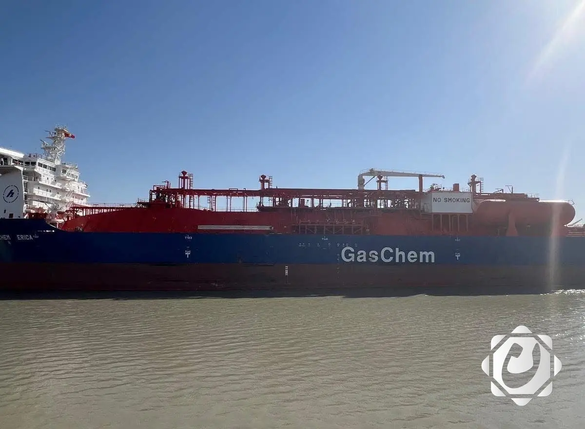 وزارة النفط: مرفأ تصدير الغاز في البصرة يستقبل أكبر ناقلة في تاريخه