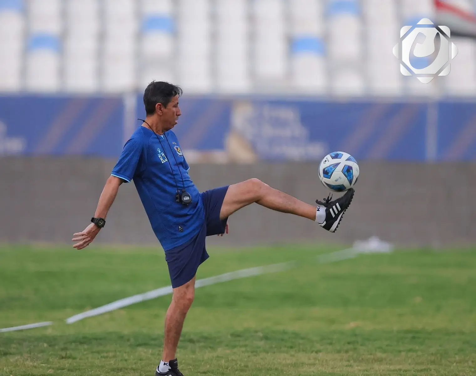 مدرب القوة الجوية يؤكد أهمية الاستعداد الإيجابي للدوري العراقي