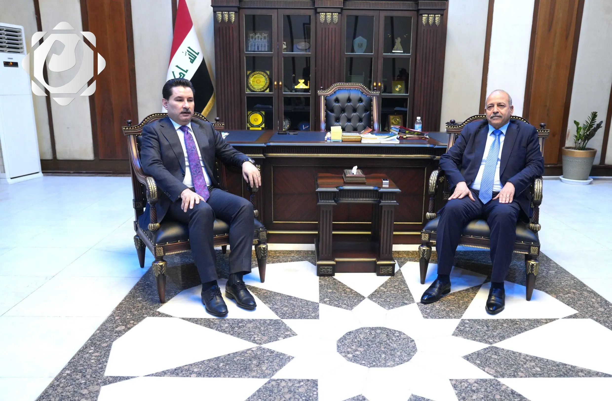 نائب رئيس البرلمان يناقش مع المحكمة الاتحادية القضايا العالقة بين بغداد وأربيل