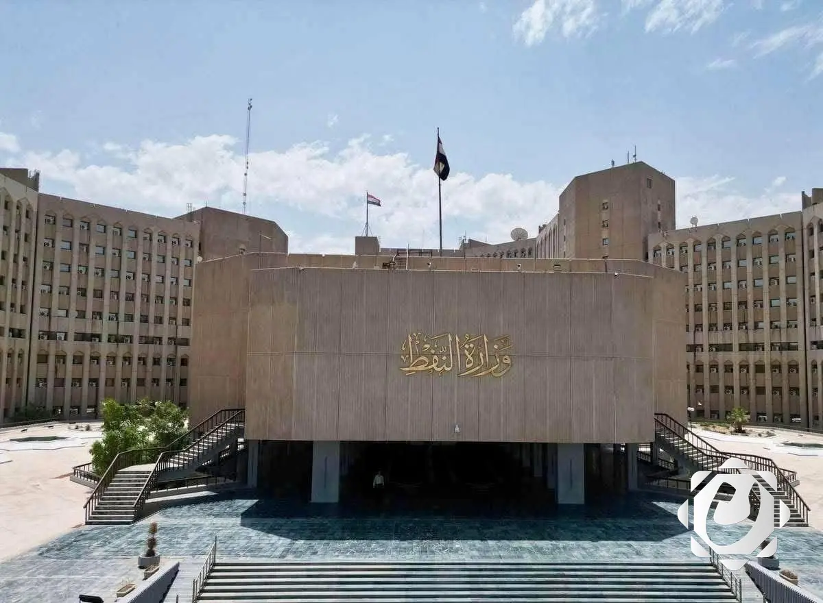 وزارة النفط تؤكد عدم تأثر المنشآت النفطية في الدورة بحريق أحد البساتين