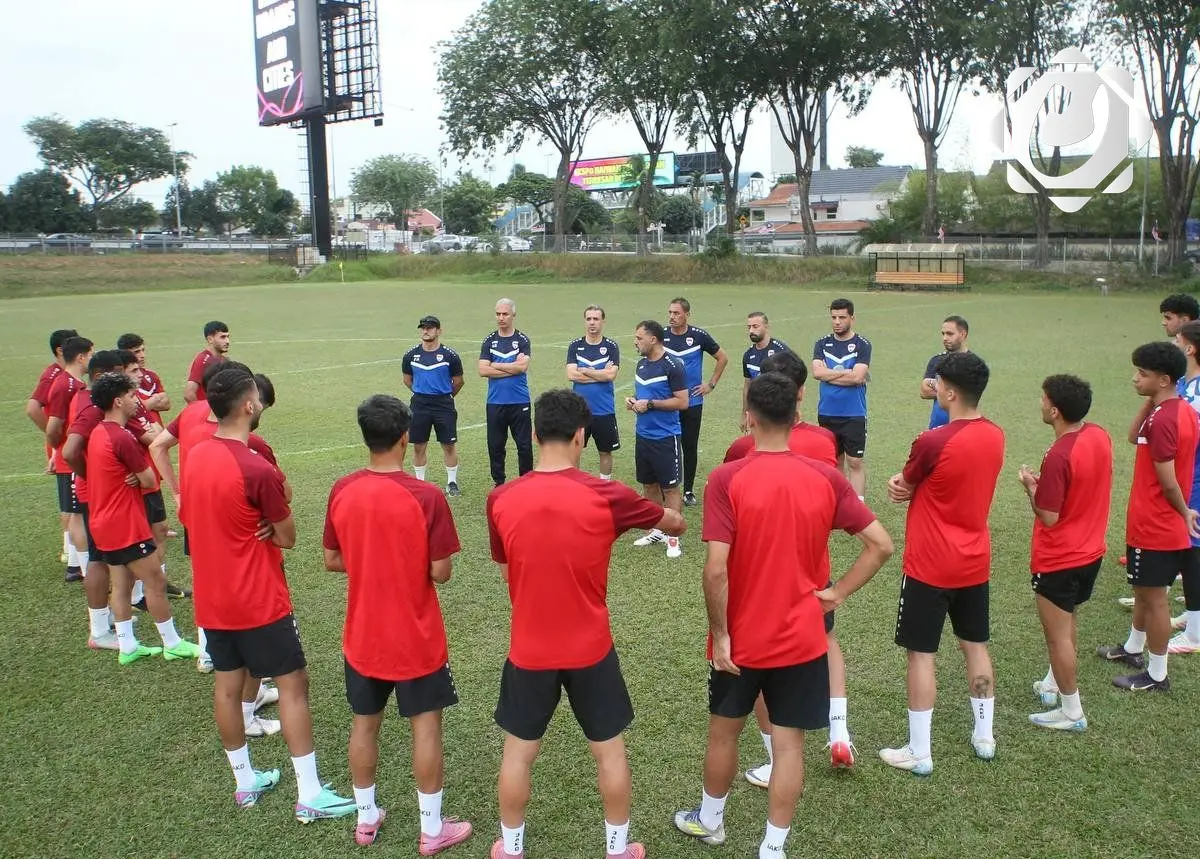 عماد محمد: هدف المعسكر في ماليزيا توحيد الجاهزية البدنية والتكتيكية للاعبين