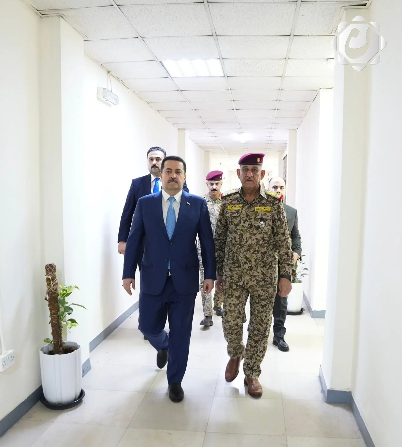 رئيس الوزراء يطلع على الخطة الأمنية لزيارة الإمام الحسن العسكري في سامراء