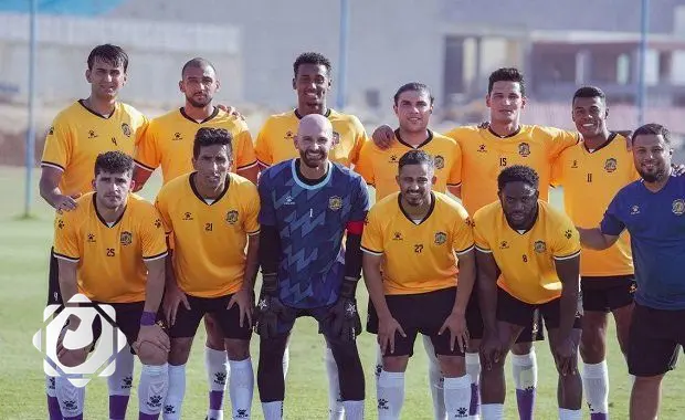 تحضيرات مكثفة لفريق الشرطة في معسكره بمصر