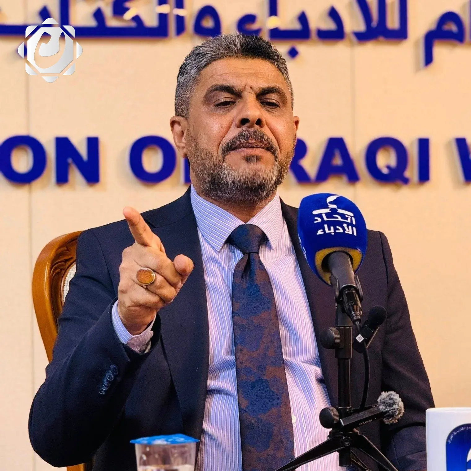 اتحاد الأدباء ينظم جلسة فكرية حول اللسانيات