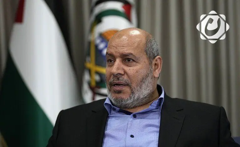 حماس: خليل الحية يؤدي صلاة الجنازة على نجله وشهداء الغارة الإسرائيلية في قطر