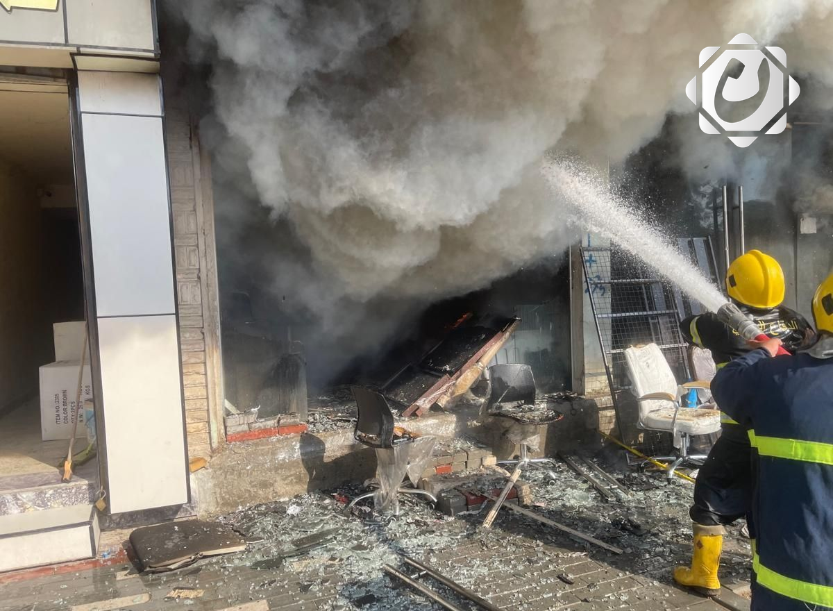 إخماد حريق في معرض للأثاث في بابل دون إصابات