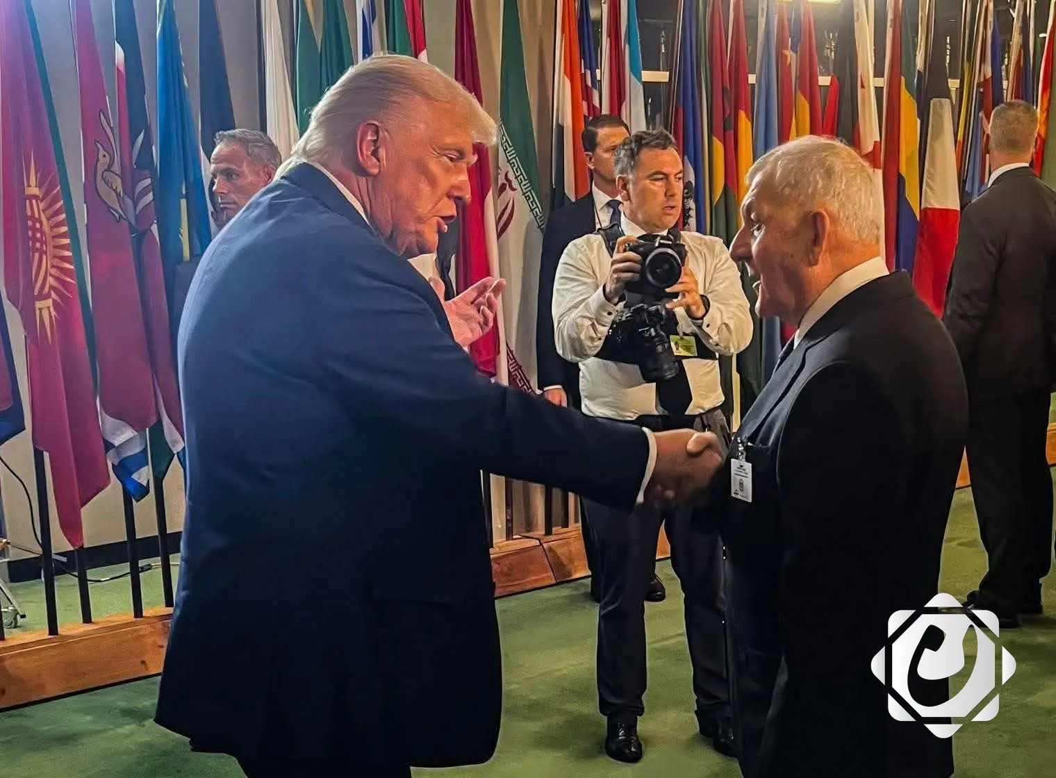 ترامب يهنئ العراق باليوم الوطني ويؤكد التزام واشنطن بالشراكة الاستراتيجية وتعزيز الاستقرار الإقليمي