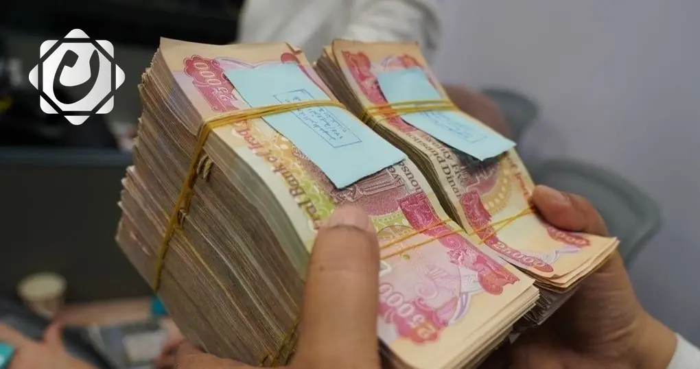 خبير اقتصادي يحذر من تأثير انهيار أسعار النفط على الرواتب والدين الداخلي