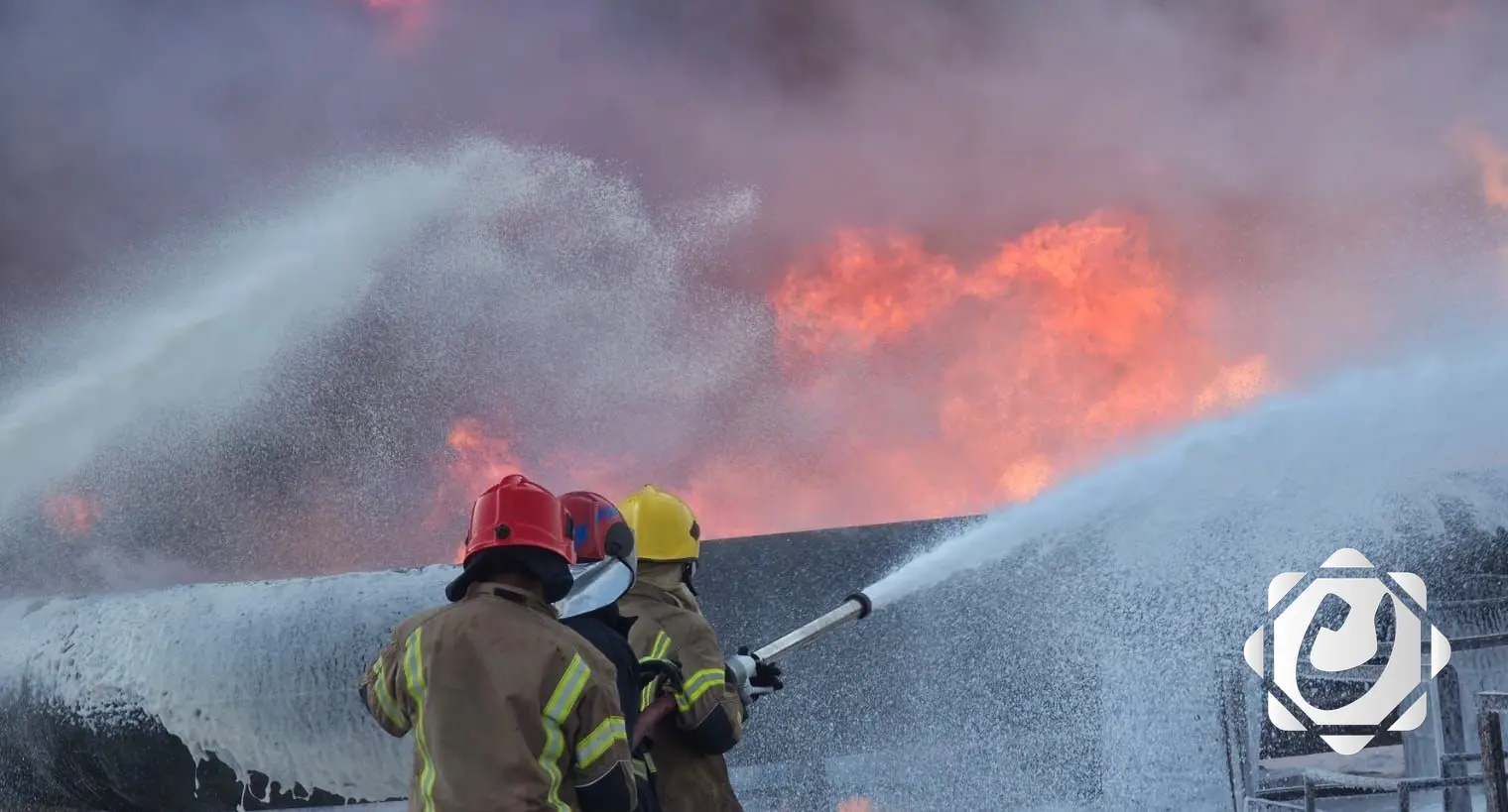 وزارة النفط تؤكد عدم تأثير حريق مستودع البرجسية 1 على صادرات النفط