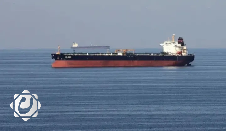 إيران تحتجز ناقلة نفط أثناء مرورها من مضيق هرمز