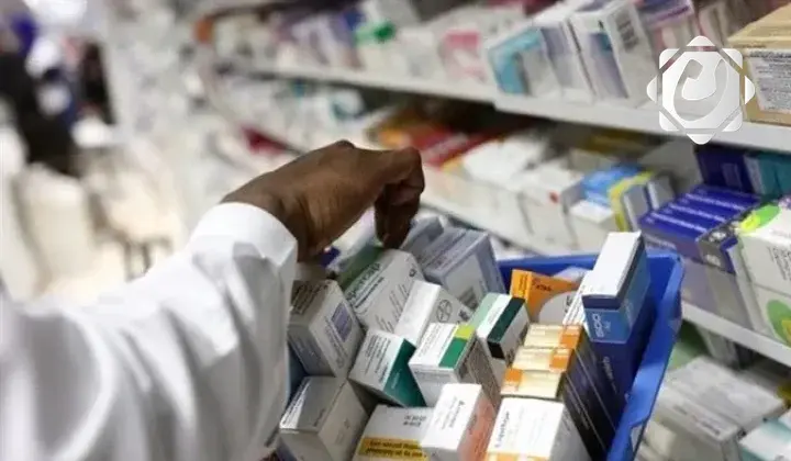 وزارة الصحة تكمل تثبيت ملياري ملصق سعري لضبط أسعار الأدوية