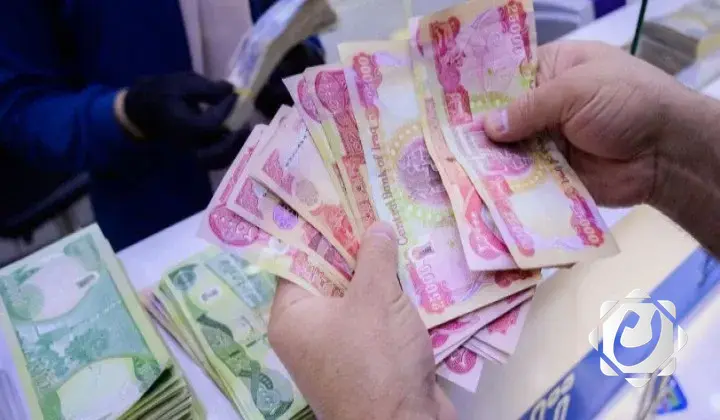 تحذير اقتصادي: عجز واردات النفط عن تغطية الرواتب في المستقبل