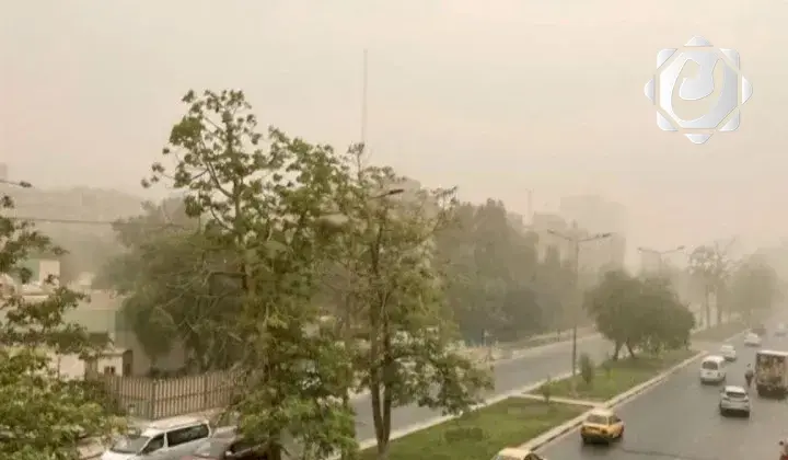 هيئة الأنواء الجوية: غبار وأمطار وانخفاض طفيف في درجات الحرارة اعتباراً من السبت