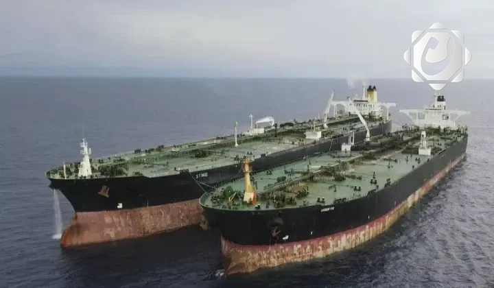إيران توقف ناقلة نفط أجنبية بتهمة تهريب الوقود