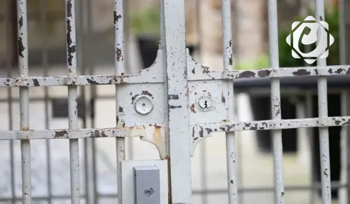 مدرس في أوزبكستان يُعاقب بالاعتقال بسبب تعليق مسيء للنبي محمد