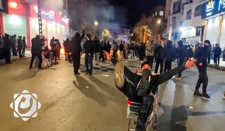 إيران تواجه تهديدات بتطبيق نموذج فنزويلي لتغيير النظام