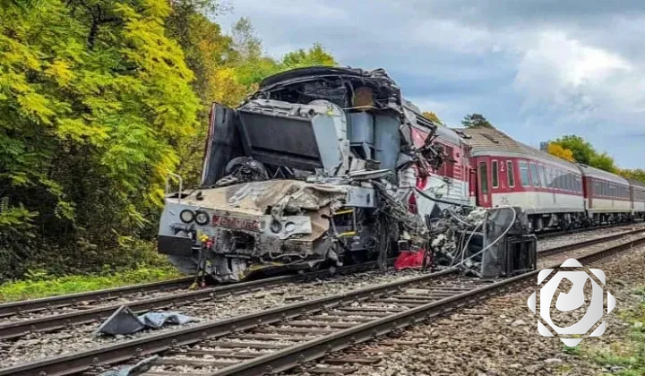 39 قتيلاً في تصادم قطارين فائقَي السرعة في إسبانيا