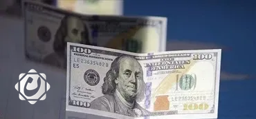 خبير اقتصادي يحذر من معالجة العجز المالي برفع سعر صرف الدولار